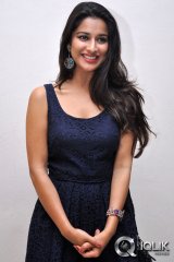 Madhurima at Veta Movie Platinum Disc Function